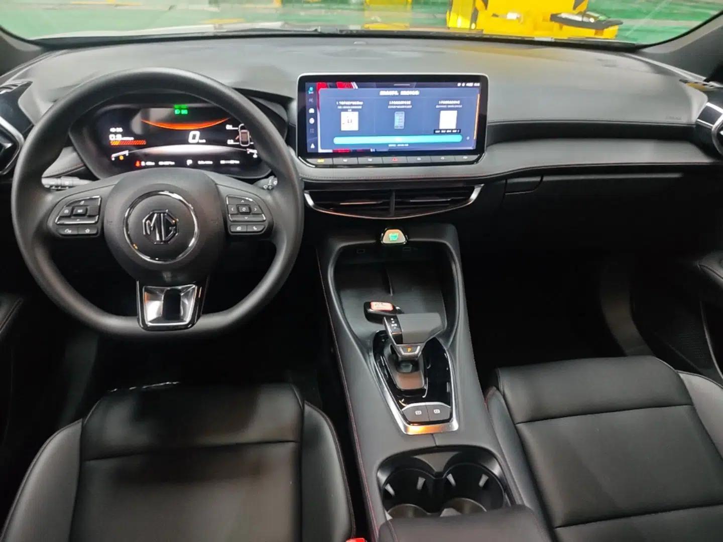 MG 5 2025 300TGI Global Flagship Edition — миниатюра 12