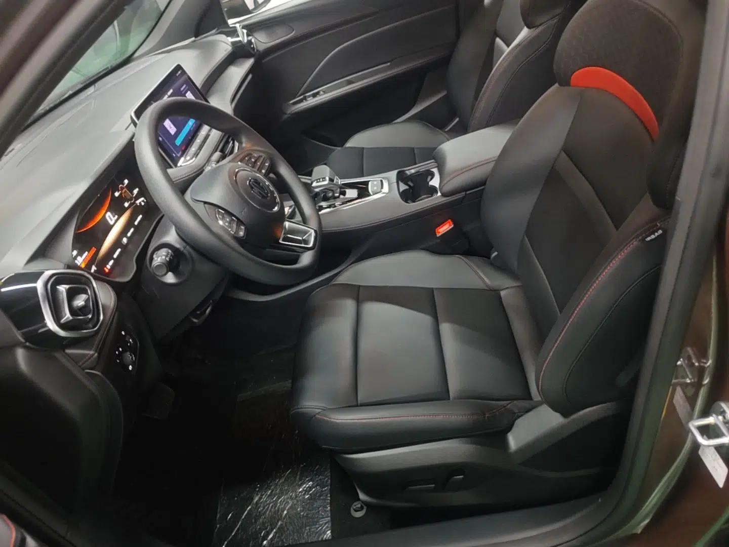 MG 5 2025 300TGI Global Flagship Edition — миниатюра 17