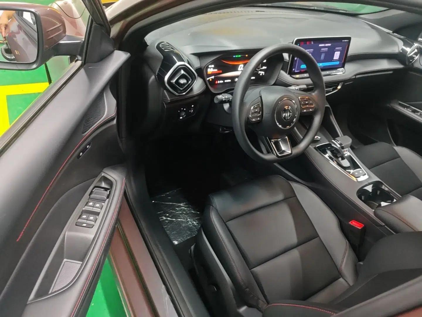 MG 5 2025 300TGI Global Flagship Edition — миниатюра 18