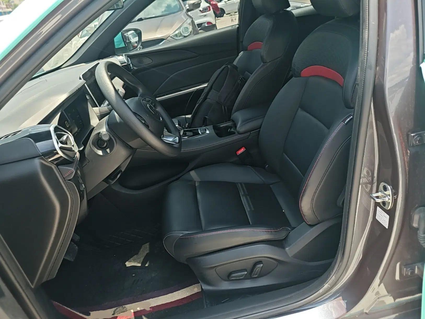 MG 5 2025 300TGI Global Flagship Edition — миниатюра 17