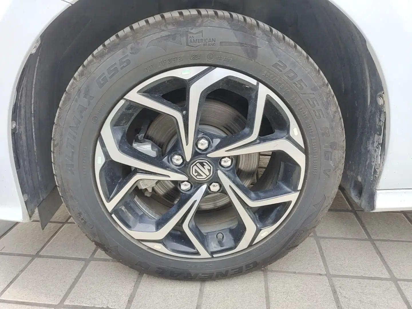 MG 5 2021 Revised Version 180 DVVT CVT Youth Luxury Edition — миниатюра 10