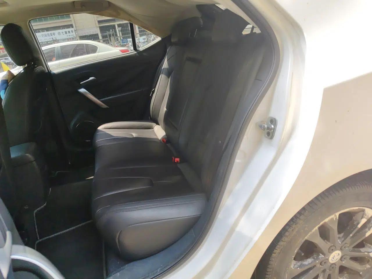MG 5 2014 1.5T Automatic Luxury Model — миниатюра 17
