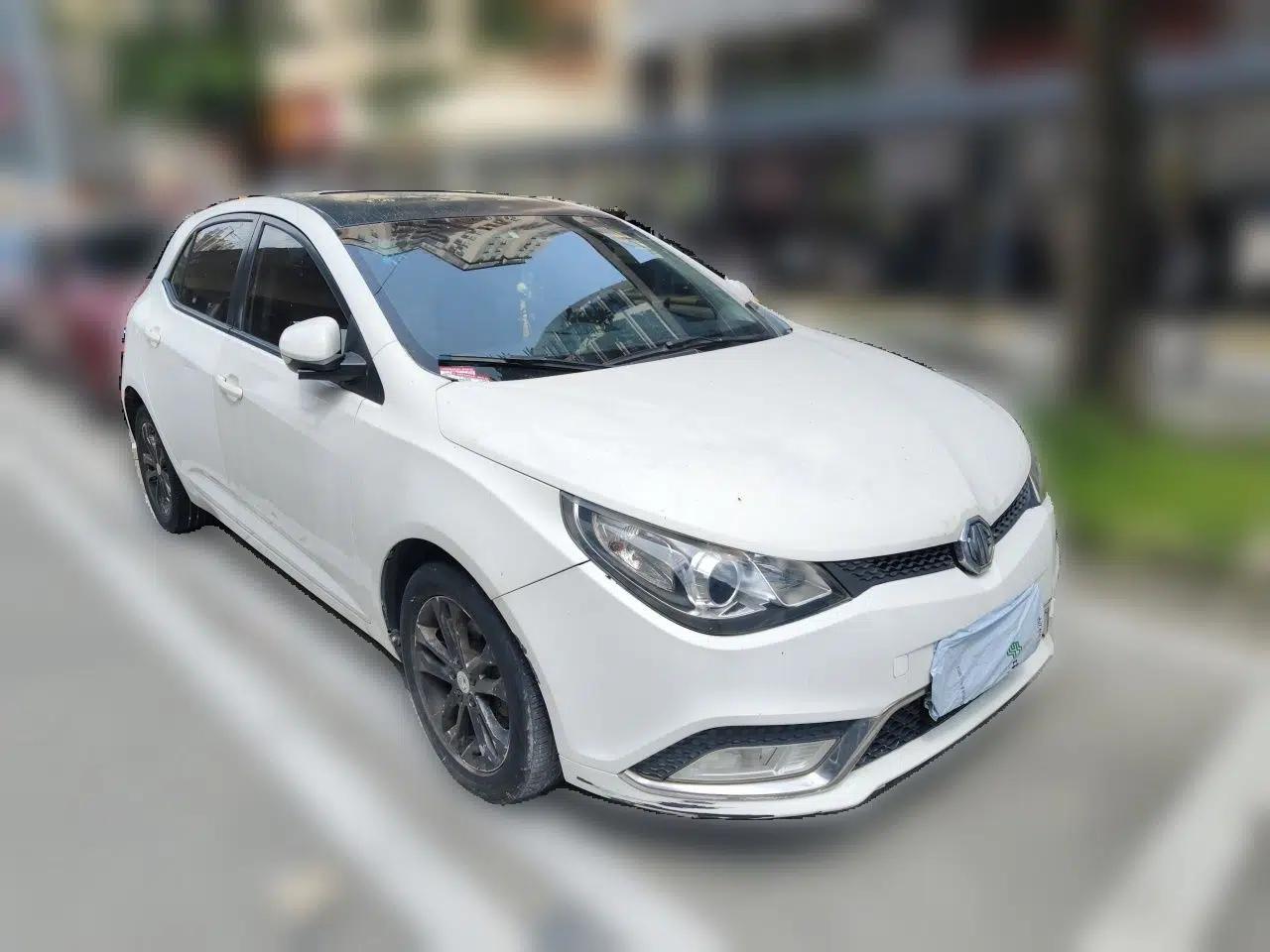 MG 5 2014 1.5T Automatic Luxury Model — миниатюра 3