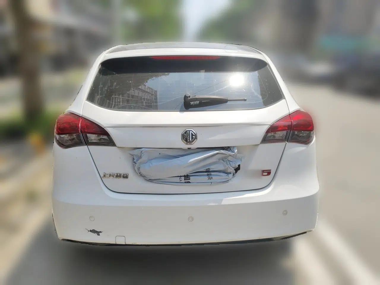 MG 5 2014 1.5T Automatic Luxury Model — миниатюра 5