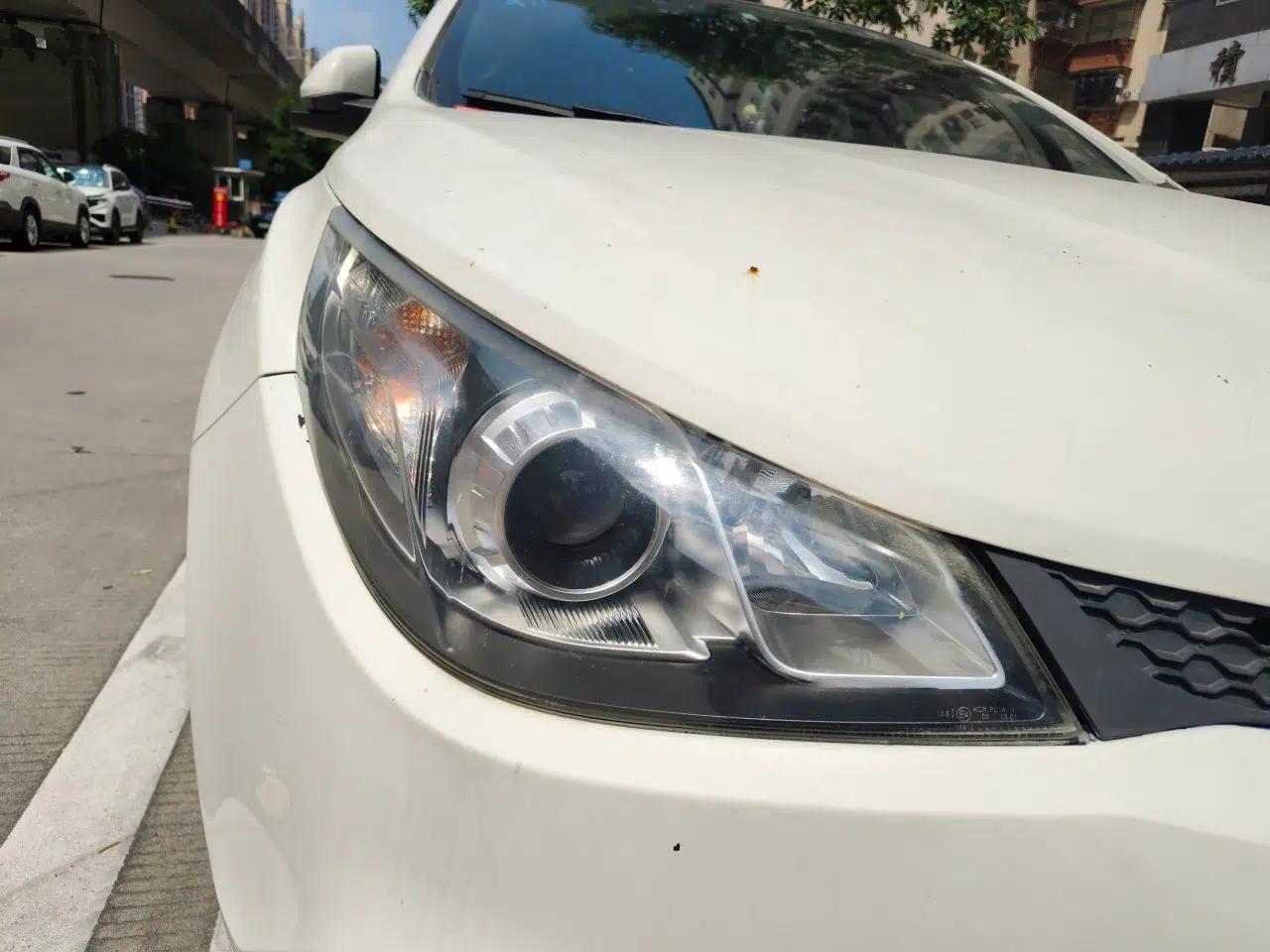 MG 5 2014 1.5T Automatic Luxury Model — миниатюра 7