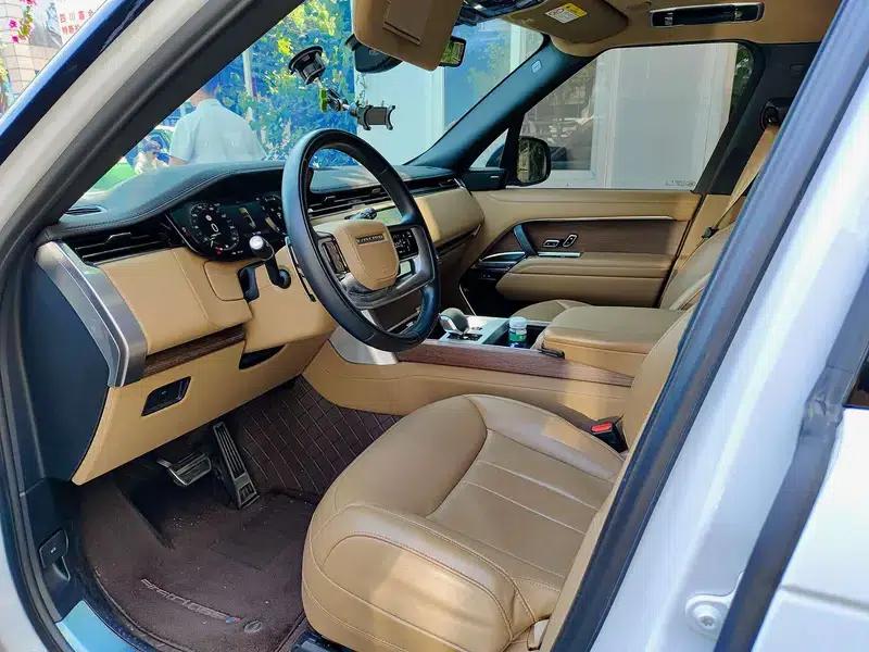 Range Rover 2024 3.0 L6 400PS Grand Long Wheelbase 7-Seater — миниатюра 8