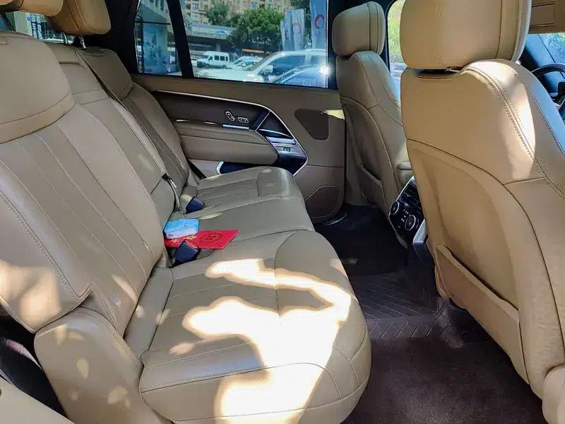 Range Rover 2024 3.0 L6 400PS Grand Long Wheelbase 7-Seater — миниатюра 9