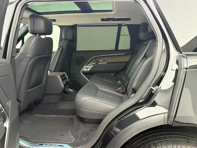 Range Rover 2025 3.0 L6 400PS Grand Long Wheelbase — миниатюра 23