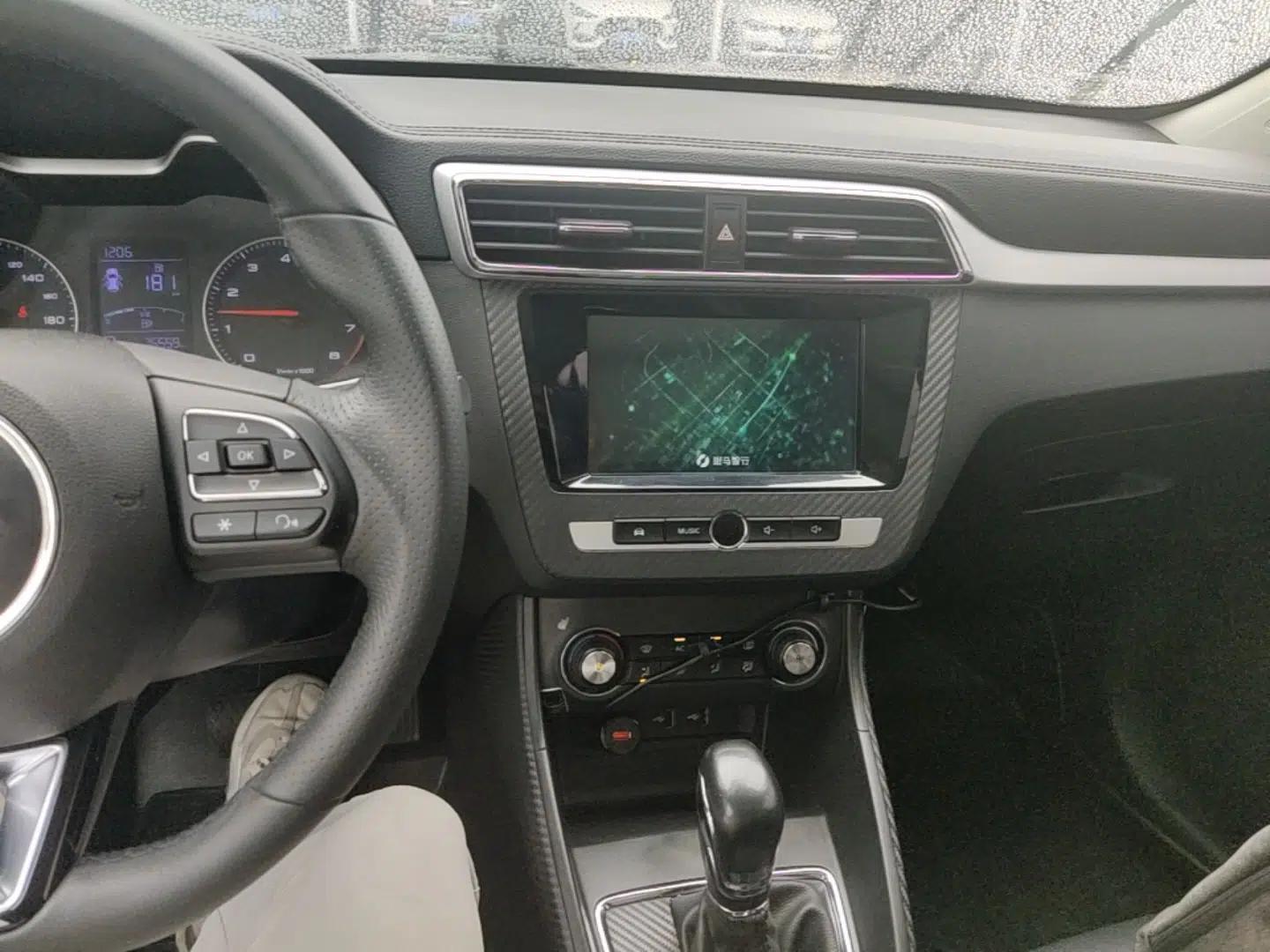 MG ZS 2017 1.5L Automatic Luxury Internet Edition — миниатюра 20