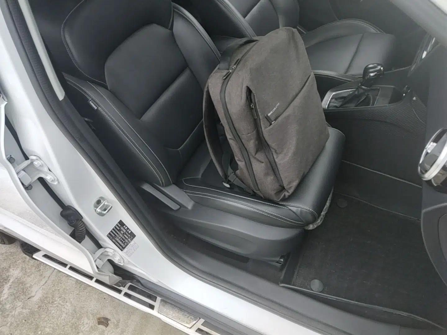 MG ZS 2017 1.5L Automatic Luxury Internet Edition — миниатюра 24