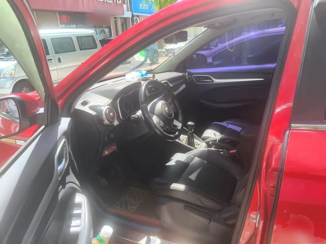 MG ZS 2017 1.5L Manual Luxury Edition — миниатюра 15
