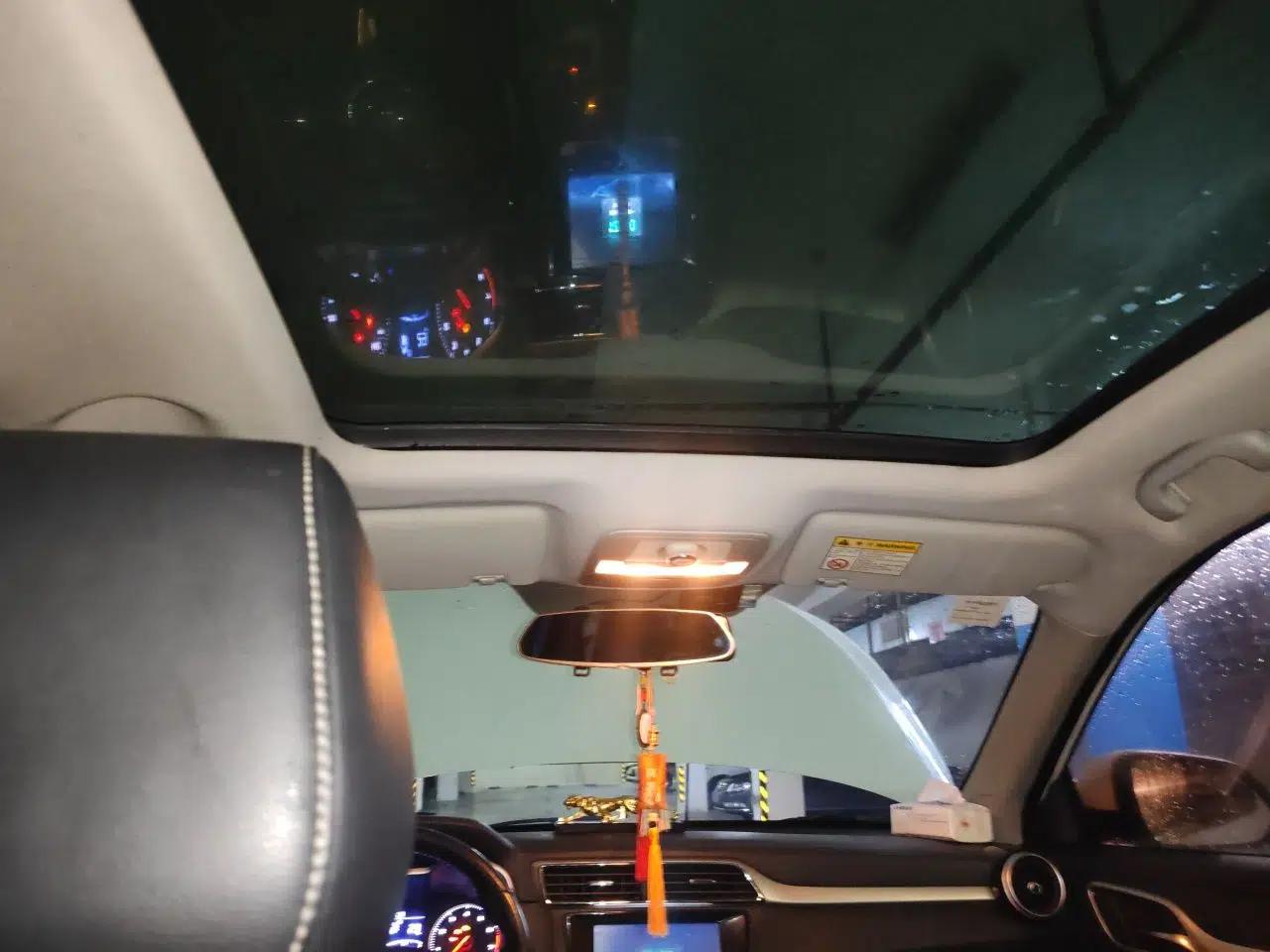 MG ZS 2017 1.5L Automatic Luxury Edition — миниатюра 18