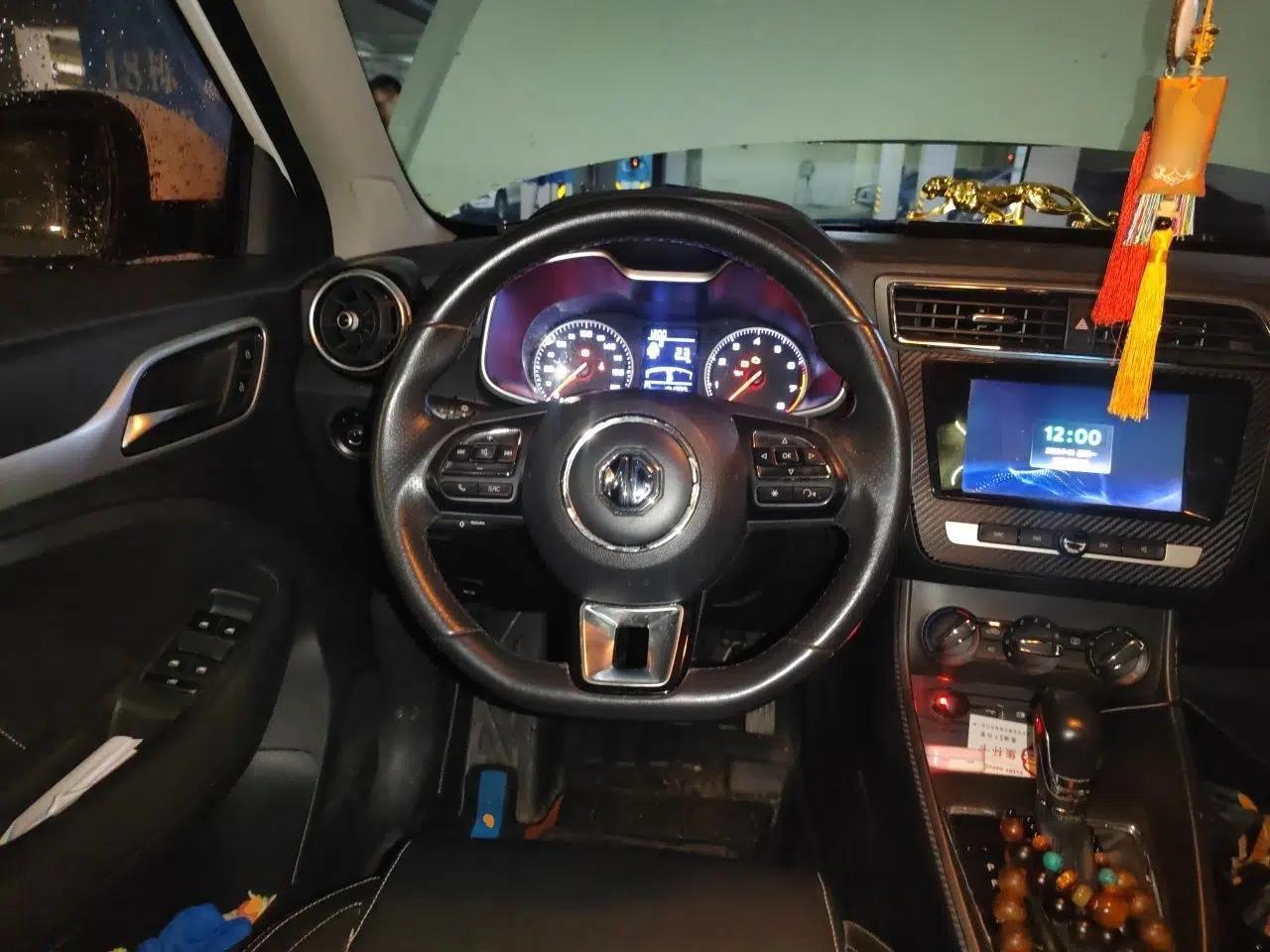 MG ZS 2017 1.5L Automatic Luxury Edition — миниатюра 10