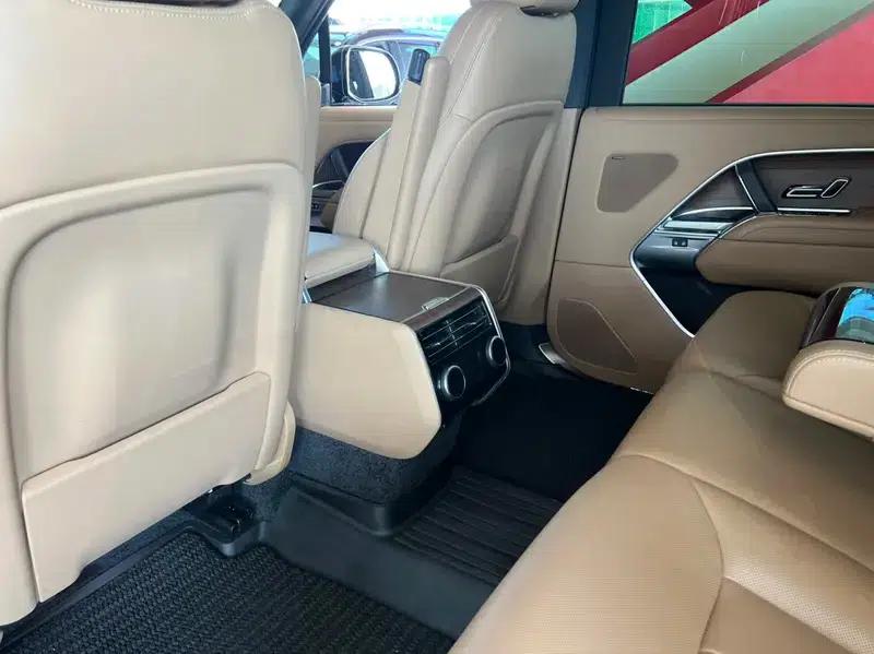 Range Rover Sport 2021 3.0 L6 Black Edition — миниатюра 12