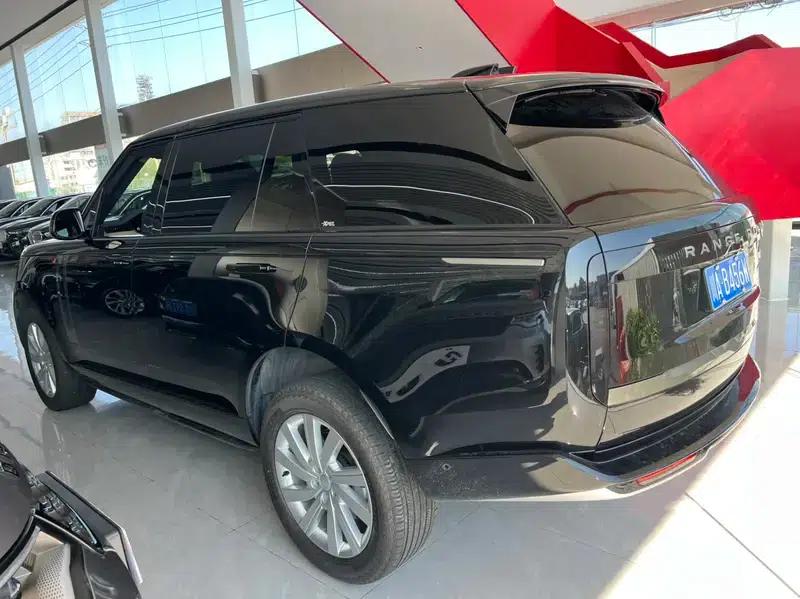 Range Rover Sport 2021 3.0 L6 Black Edition — миниатюра 4