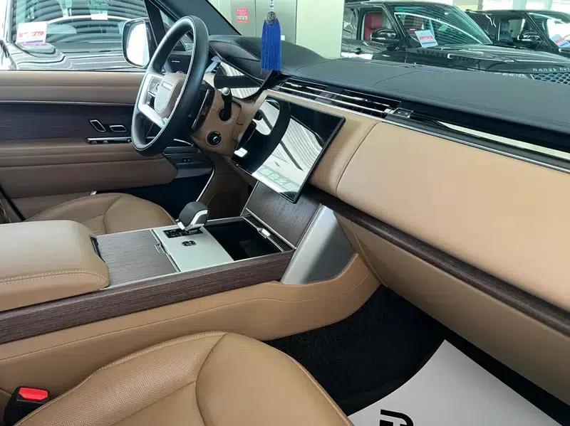 Range Rover Sport 2021 3.0 L6 Black Edition — миниатюра 9