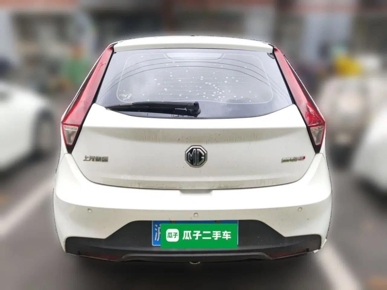 MG 3 2017 1.5L Automatic Smart Connect Elite Edition — миниатюра 3