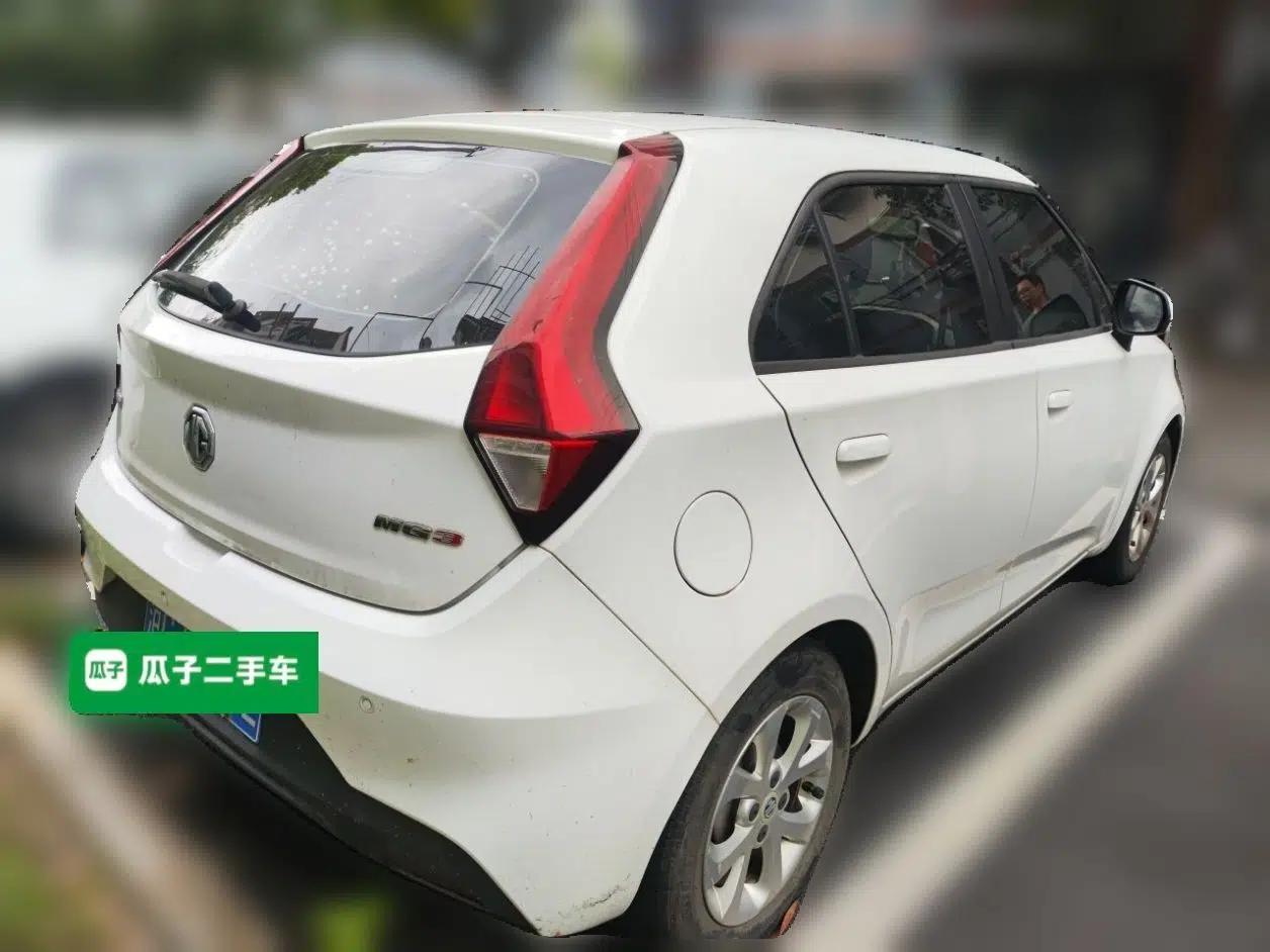 MG 3 2017 1.5L Automatic Smart Connect Elite Edition — миниатюра 4