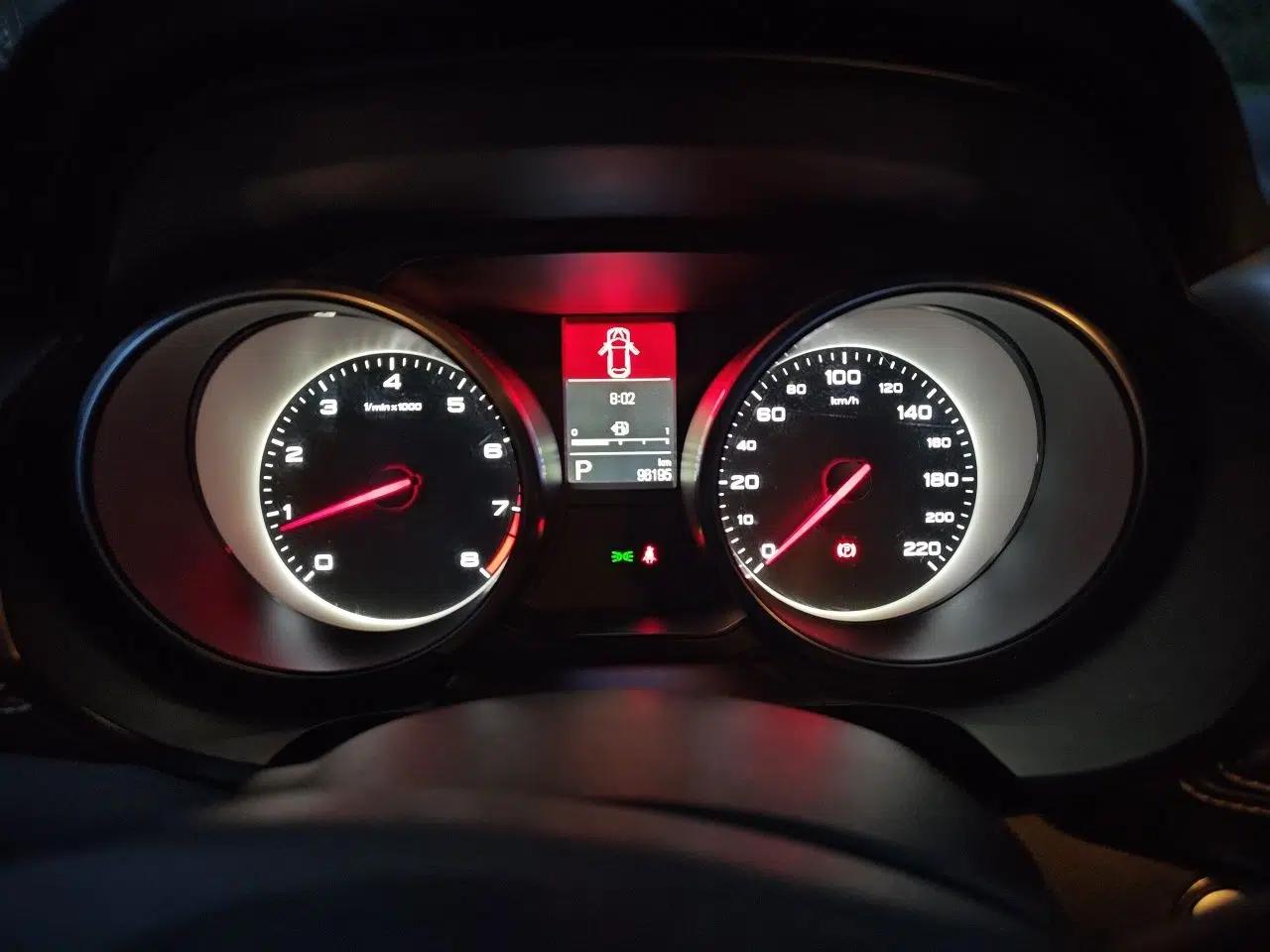 MG GS 2019 20T Automatic Luxury Xenon Headlight Edition — миниатюра 11