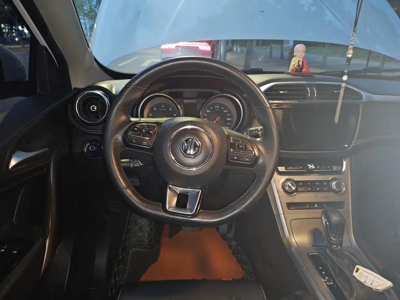 MG GS 2019 20T Automatic Luxury Xenon Headlight Edition — миниатюра 10
