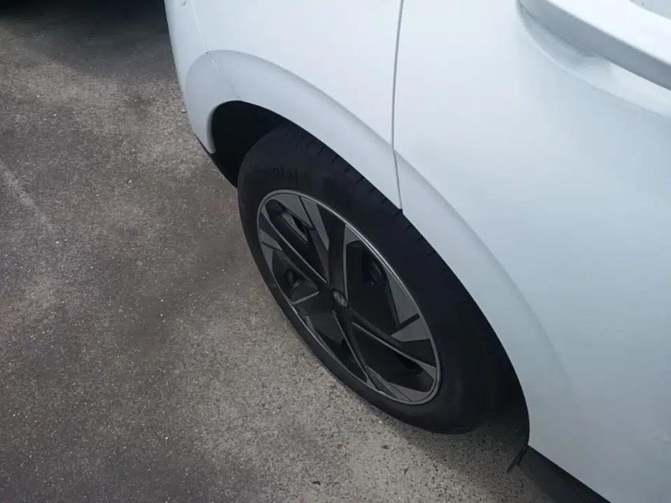 MG 4 EV 2023 425km Executive Version — миниатюра 11