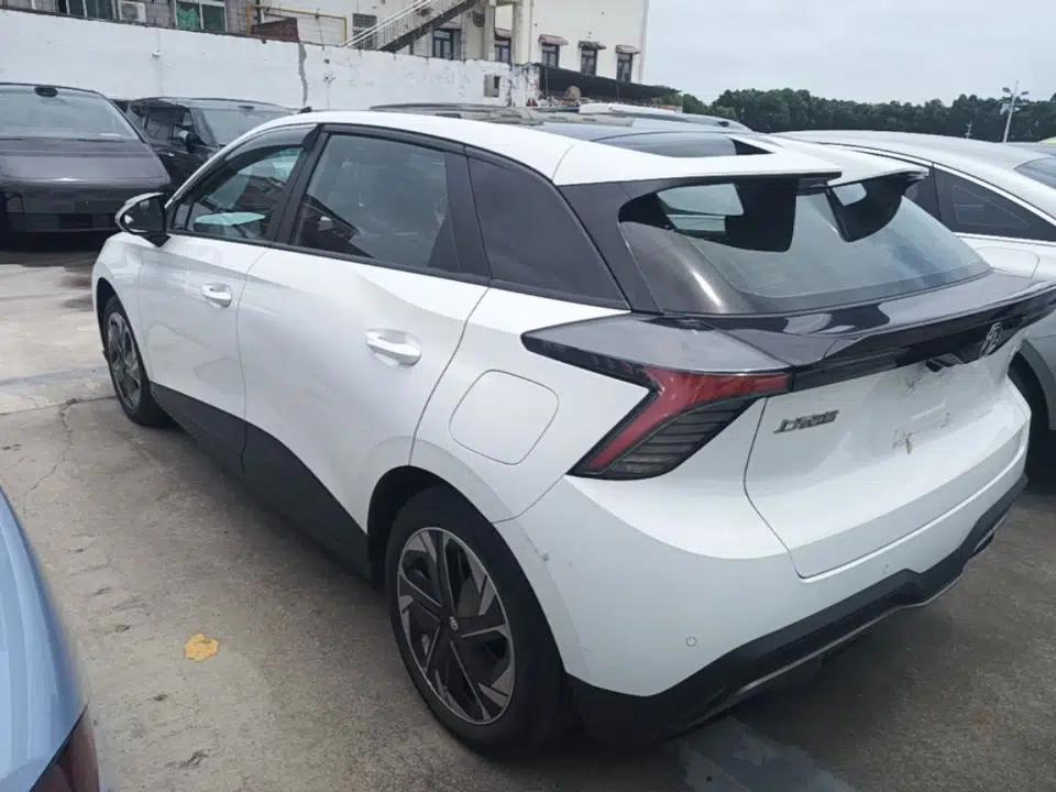 MG 4 EV 2023 425km Executive Version — миниатюра 4