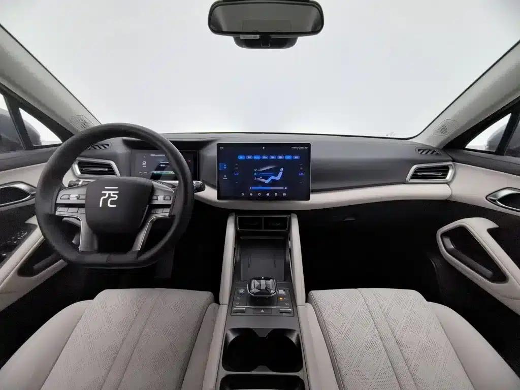 Yuan UP 2024 Model 401KM Leading Edition — миниатюра 5