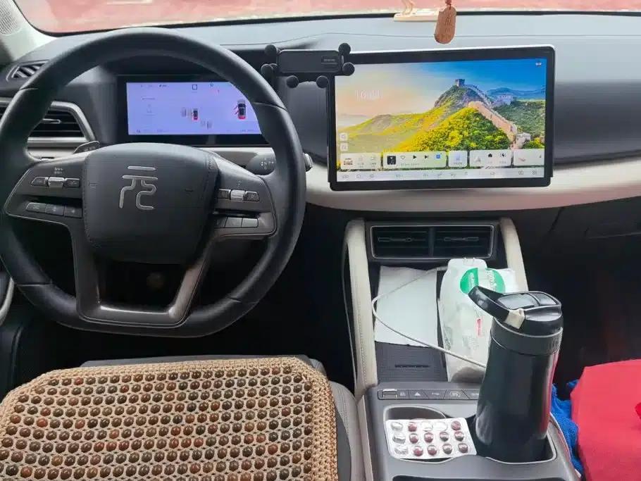 Yuan UP 2025 Smart Driving Edition 401KM Leading Model — миниатюра 11