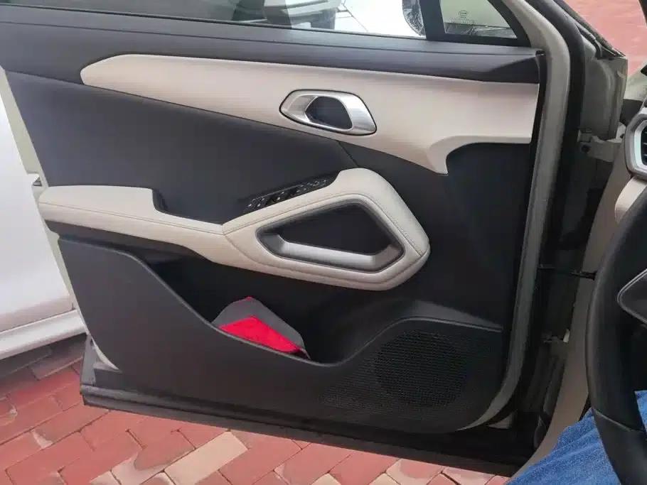 Yuan UP 2025 Smart Driving Edition 401KM Leading Model — миниатюра 6