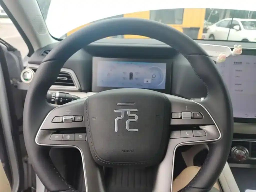Yuan UP 2024 Model 401KM Super Edition — миниатюра 11