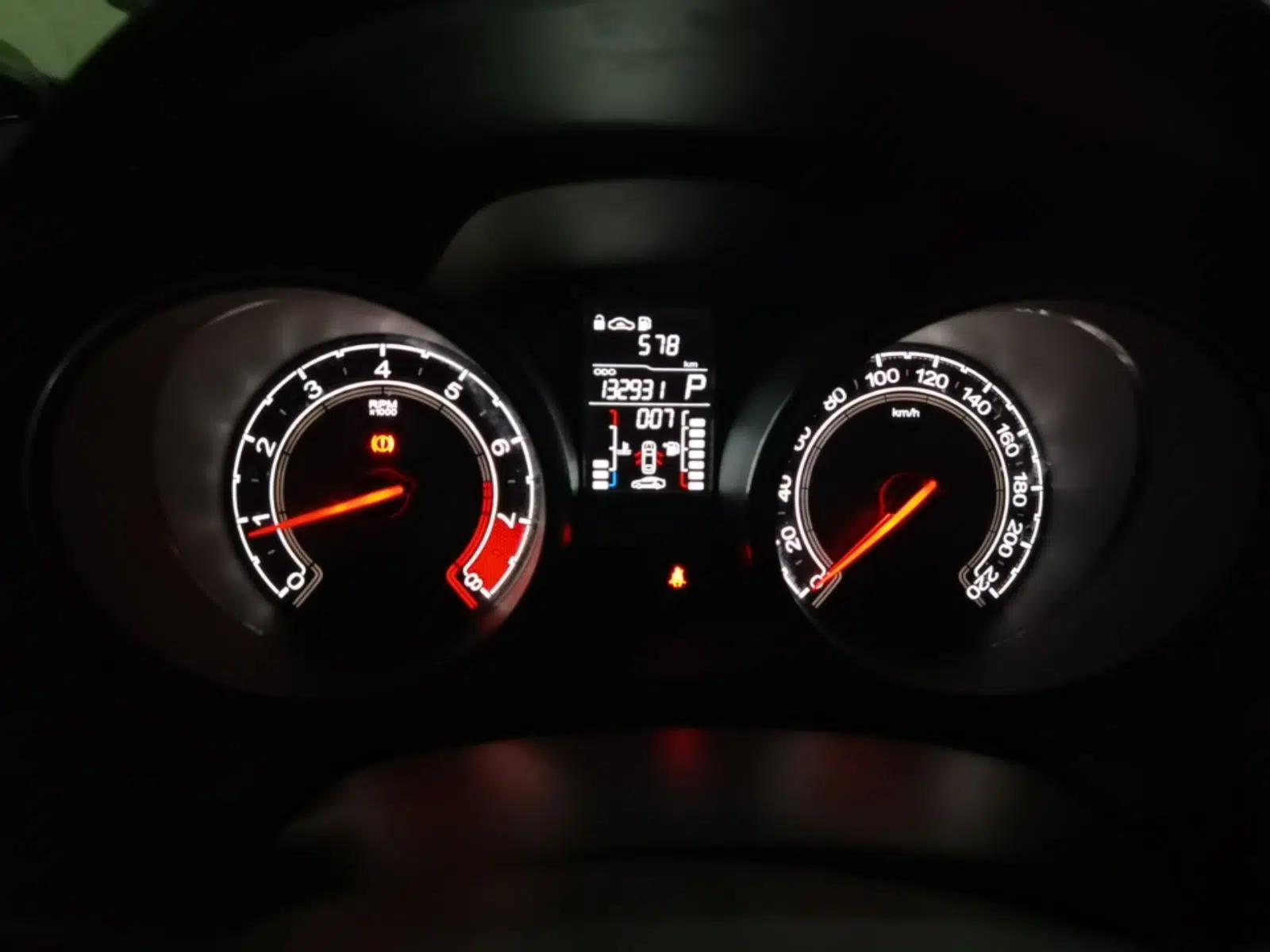 MG GT 2015 1.5T Automatic Fashion Edition — миниатюра 11