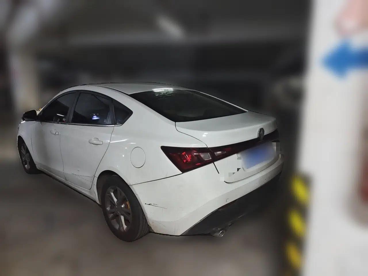 MG GT 2016 1.5L Automatic Value-Added Luxury Edition — миниатюра 4