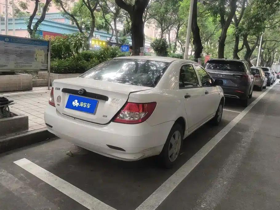 BYD F3 2018 1.5L Manual Classic Edition — миниатюра 3