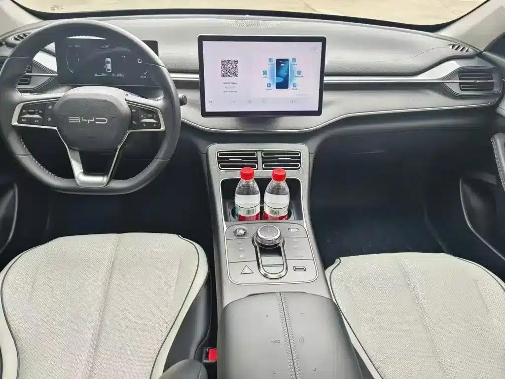 Destroyer 05 2024 Glory Edition DM-i 120KM Deluxe — миниатюра 10