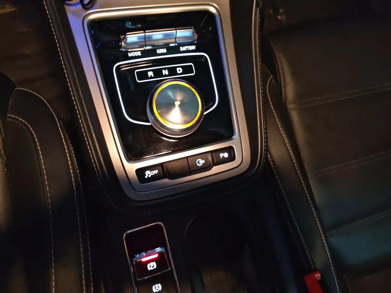MG 6 New Energy 2018 45T E-DRIVE Intelligent Drive Hybrid PILOT Super Internet Edition — миниатюра 11
