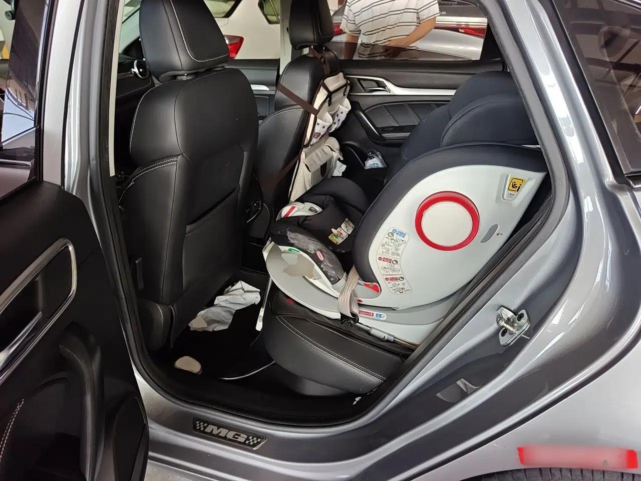 MG 6 New Energy 2018 45T E-DRIVE Intelligent Drive Hybrid PILOT Super Internet Edition — миниатюра 17
