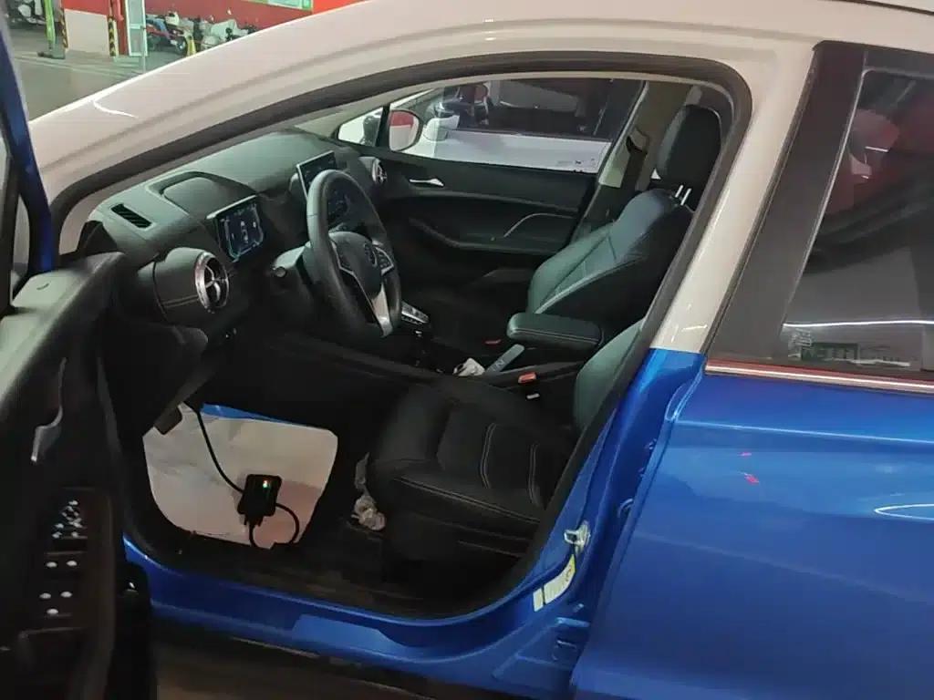 Yuan New Energy 2019 EV535 High-Energy Navigation Edition — миниатюра 15