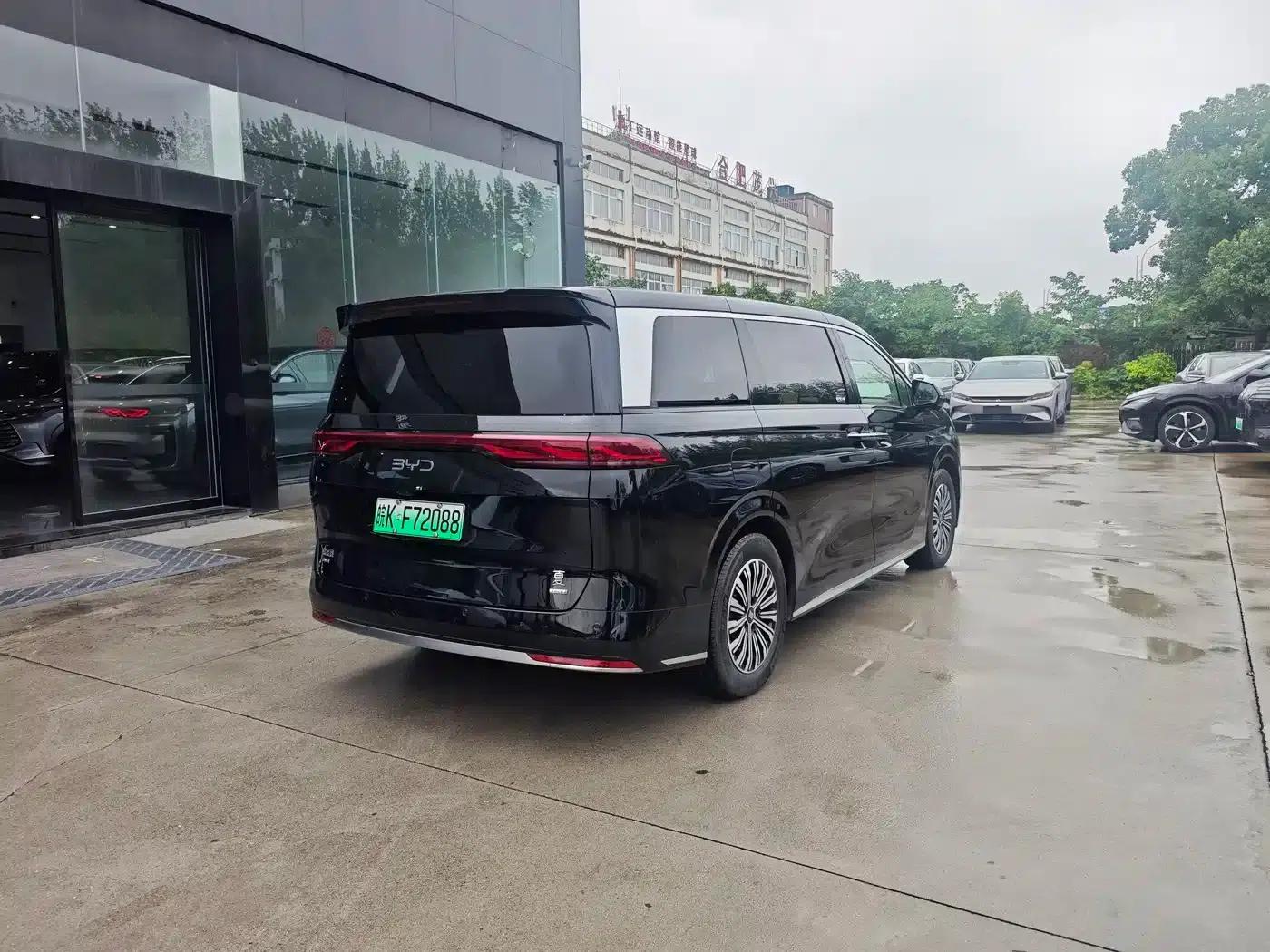 Summer 2025 DM-i 1.5T 180km/h Superior Edition — миниатюра 5