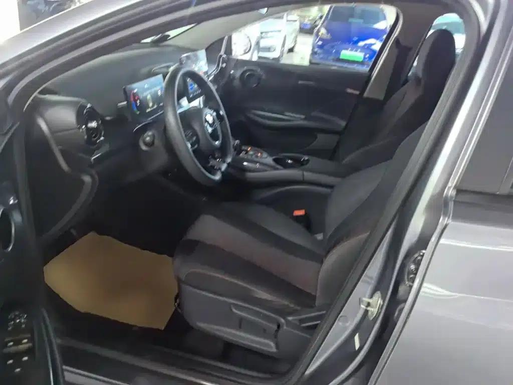 BYD e2 2023 Travel Edition — миниатюра 16