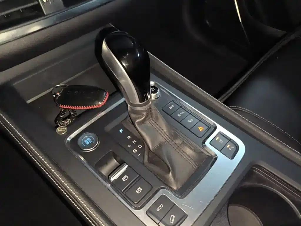 Tang 2018 2.0T Automatic Intelligent Connected Premium 7-seater National V Emission Standard — миниатюра 14