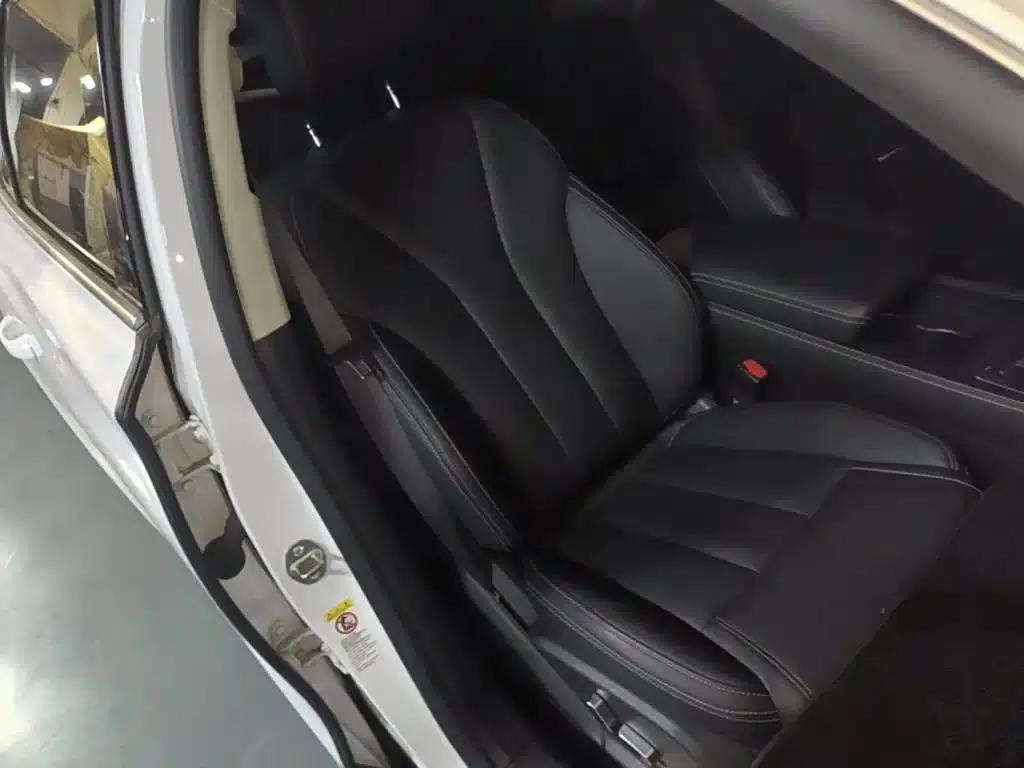 Tang 2018 2.0T Automatic Intelligent Connected Premium 7-seater National V Emission Standard — миниатюра 25