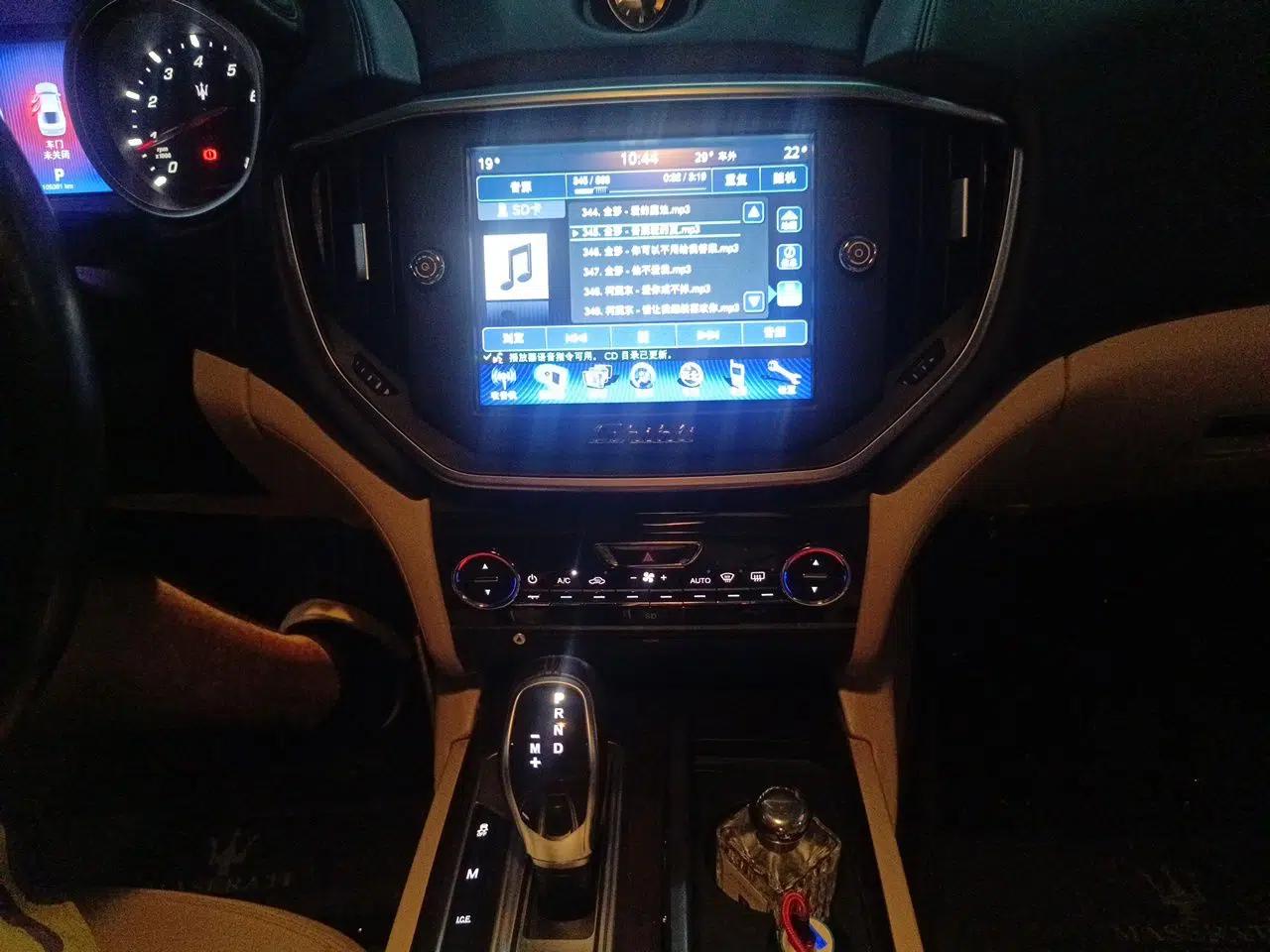 Maserati Ghibli 2014 3.0T Standard Edition — миниатюра 13