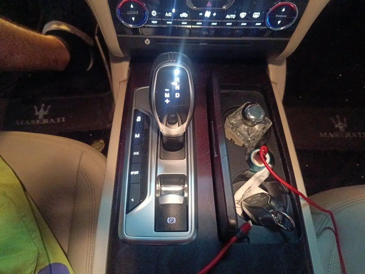 Maserati Ghibli 2014 3.0T Standard Edition — миниатюра 14