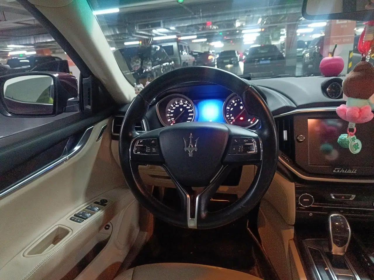 Maserati Ghibli 2014 3.0T Standard Edition — миниатюра 10