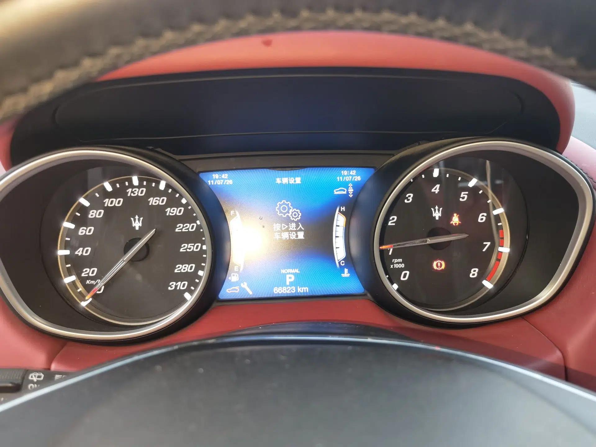 Maserati Levante 2018 3.0T Standard Edition — миниатюра 11
