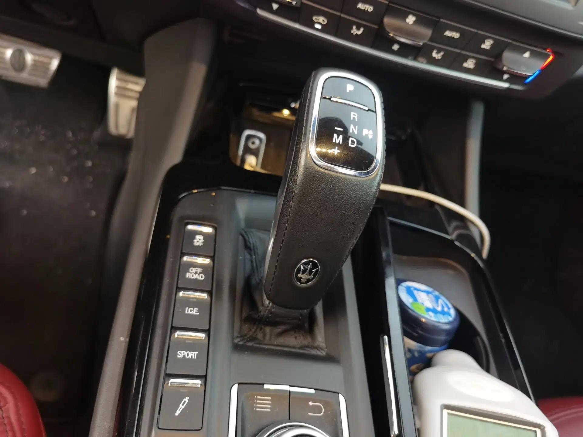 Maserati Levante 2018 3.0T Standard Edition — миниатюра 14