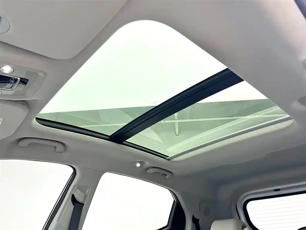 Yuan Pro 2023 401KM Premium — миниатюра 12