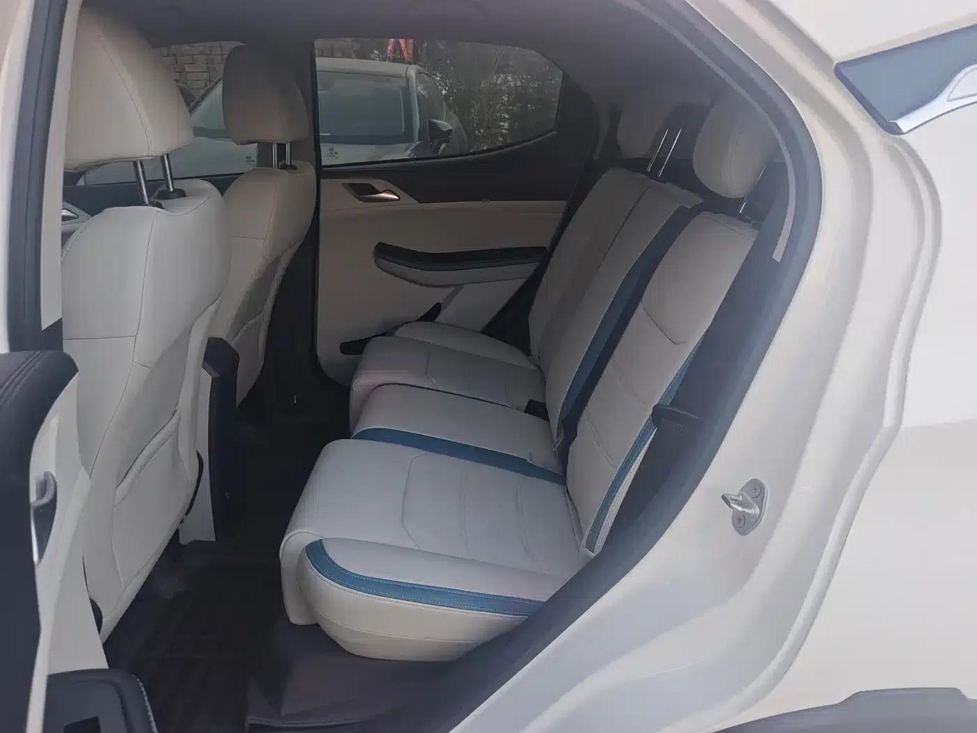 Yuan Pro 2023 401KM Luxury Edition — миниатюра 6