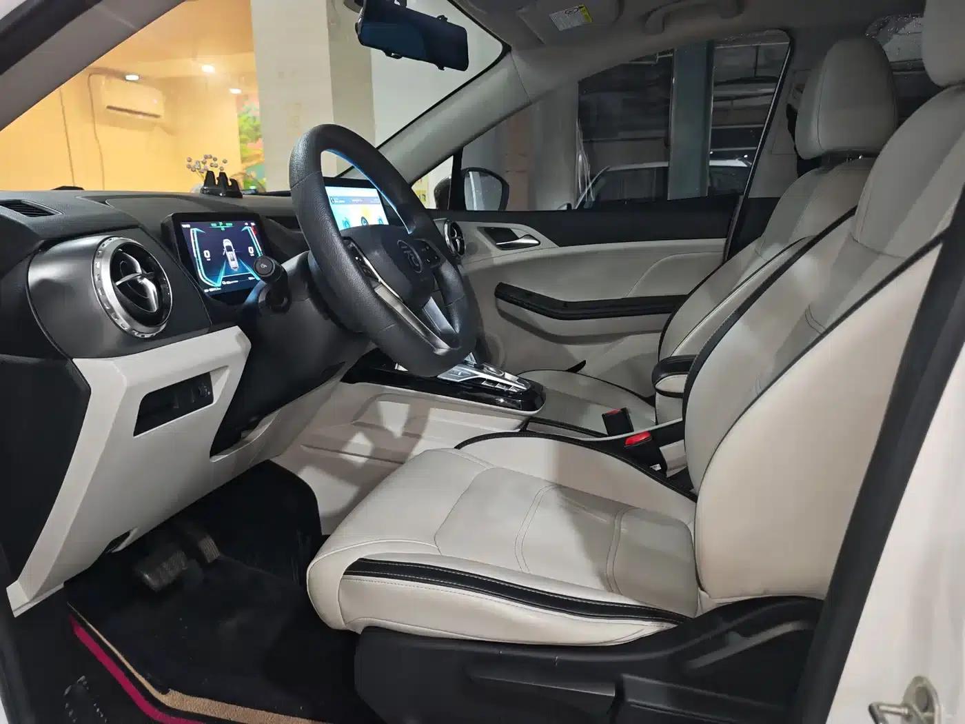 Yuan Pro 2021 401KM Luxury Edition — миниатюра 4