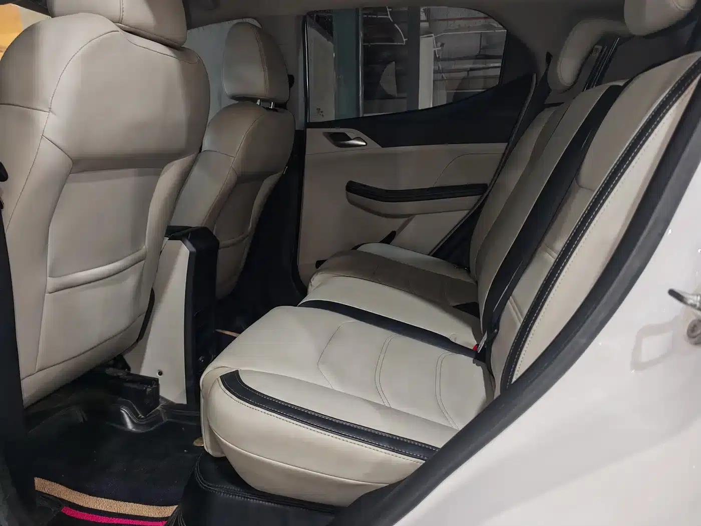 Yuan Pro 2021 401KM Luxury Edition — миниатюра 5
